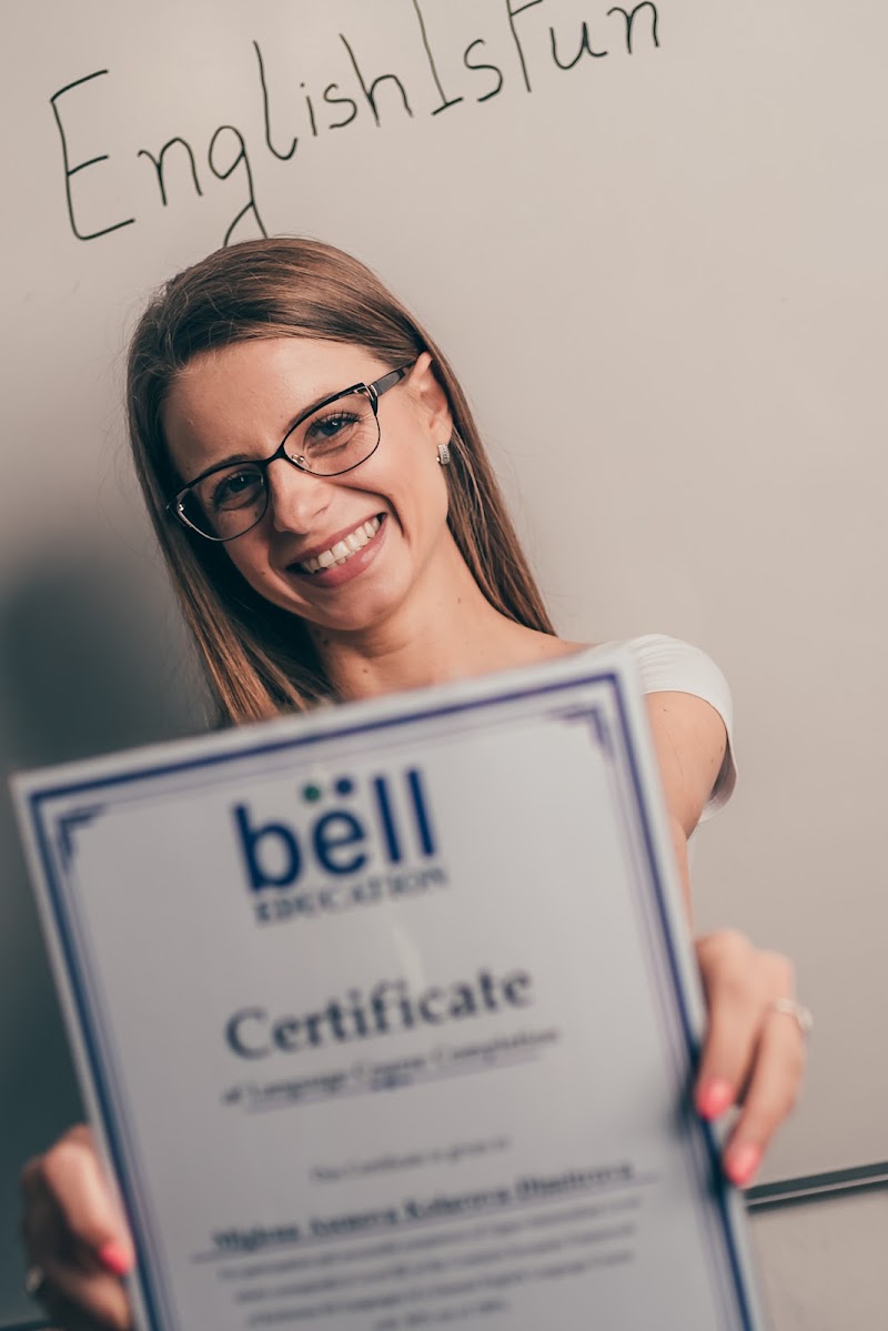 Учебен център Bell Education